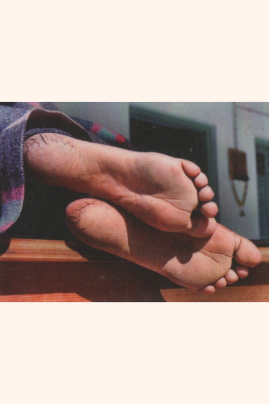 लेमिनेटेड कार्ड C38 - कार्ड के पीछे महाराज जी के चरण, फोटो सहित